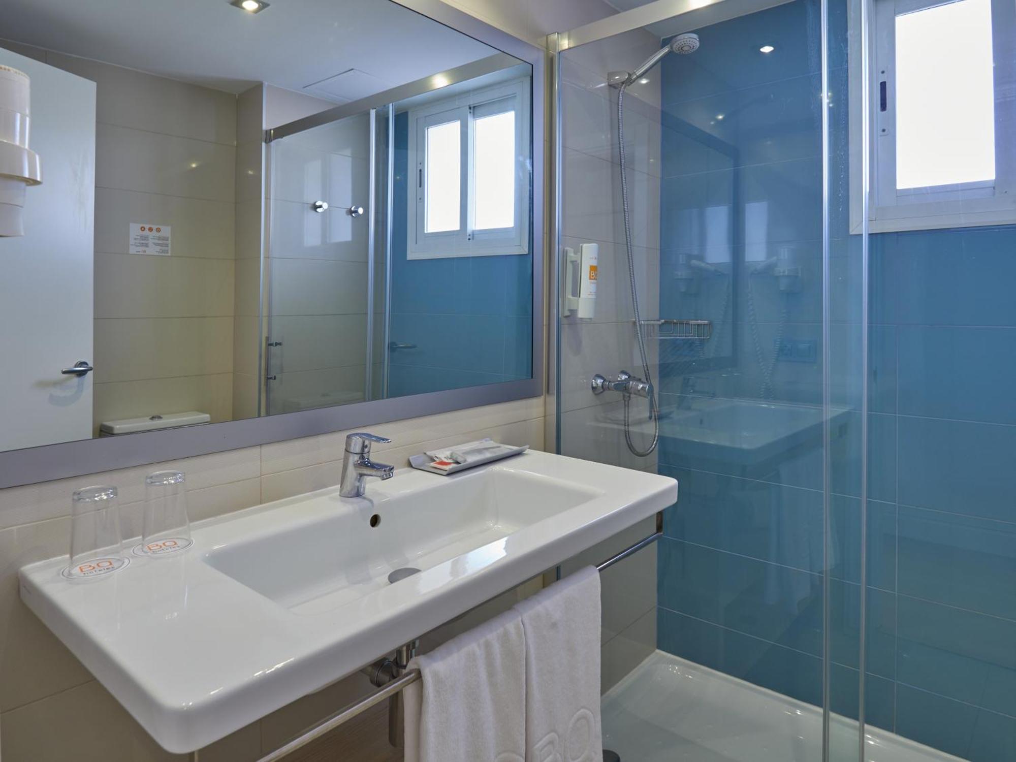 Double Room Balcony,1307093509:JPEG